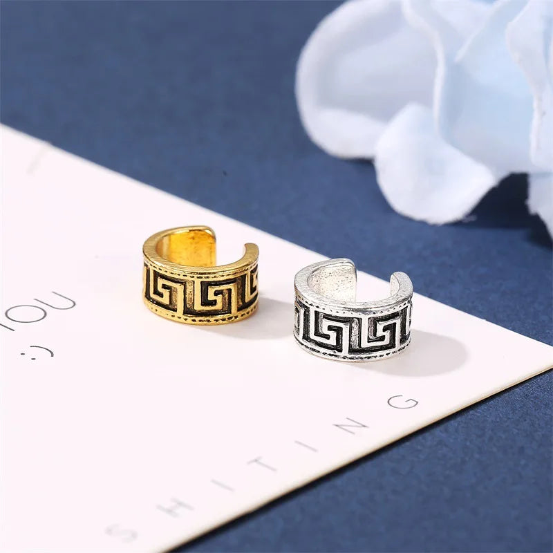 Retro Carving Pattern Hollow Single Golden Silver Plated Alloy Ear Cuff Clip Earrings for Women & Men