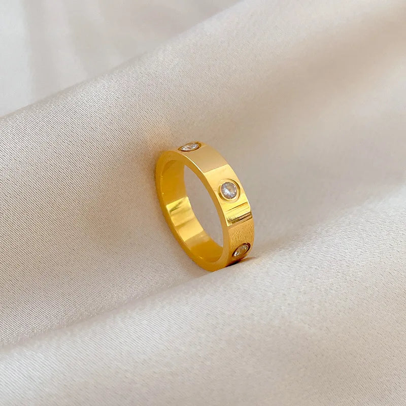 RONGXUANMEI Trendy Cool Simple Gold Color Stainless Steel Rings For Women Exquisite Casual Finger Ring Jewelry High Quality Gift